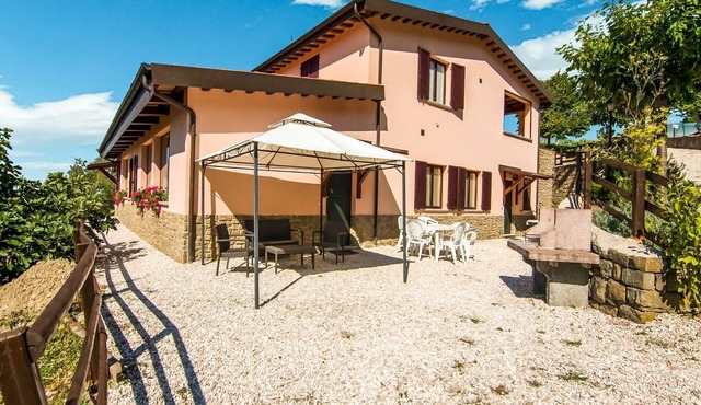 Panoramic Countryside Home