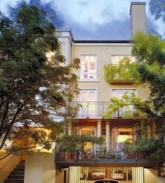 Park Lane Apartment East Melbourne