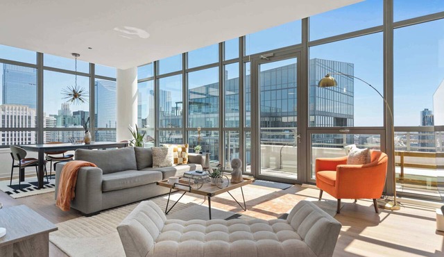 Penthouse Escape + Vibrant West Loop Access