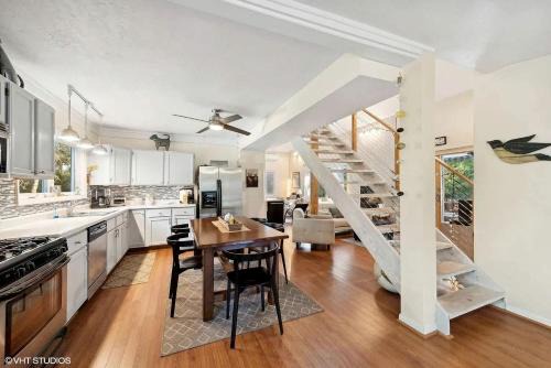 Pet Friendly Cottage in Grand Beach, Michigan