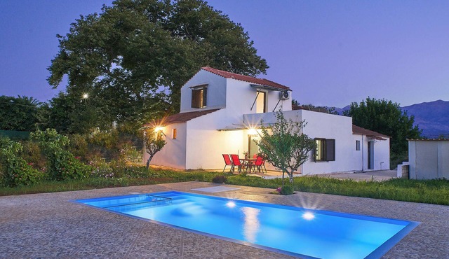 Platanos Stone House II With Private Pool