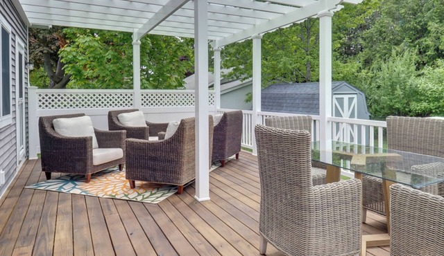 Play, Shop, Explore: Hidden Gem Near Lake Michigan