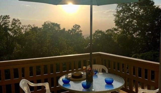 Private sunsets Under 20 minutes national park entrance