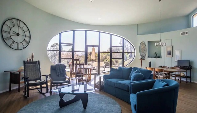 Quiet Mountain Getaway with Great Views