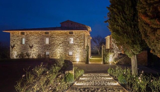 ROYAL COUNTRY VILLA