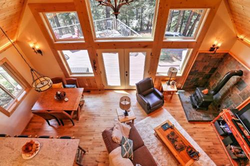 Rustic Retreat w/Deck: Steps From Lake Almanor!