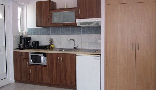 Shine Studios in Lesvos