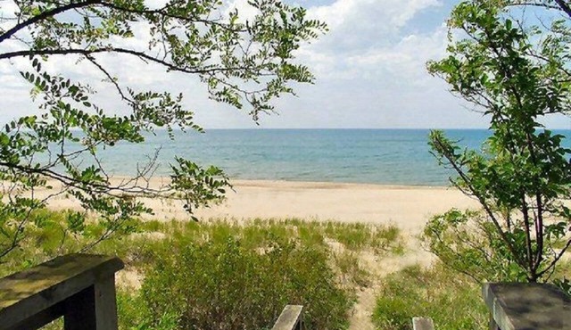 Spacious Lakefront Home in Union Pier!