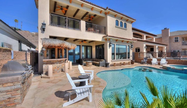 Splash Landing | Riverfront Estate with Infinity Pool, Guest House & Private Docks