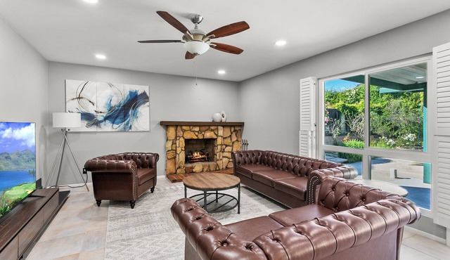 Spruce Tree Oasis - Luxurious 4BR Home with Private Pool in Diamond Bar#42117