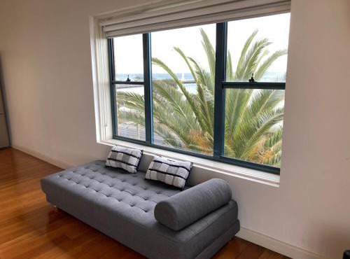 St Kilda absolute beachfront views
