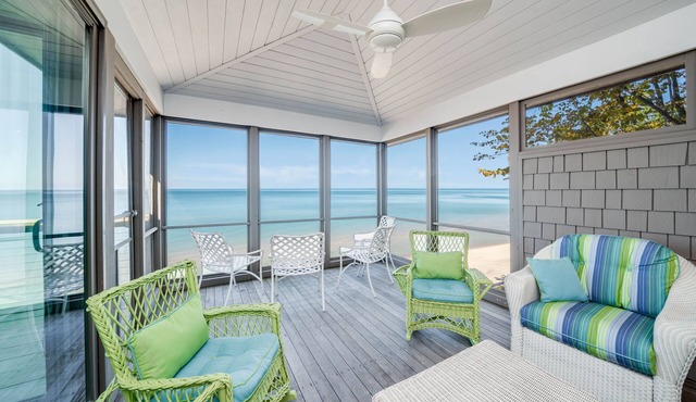 Stunning Lake Michigan Beach House with Private Steps to the Beach