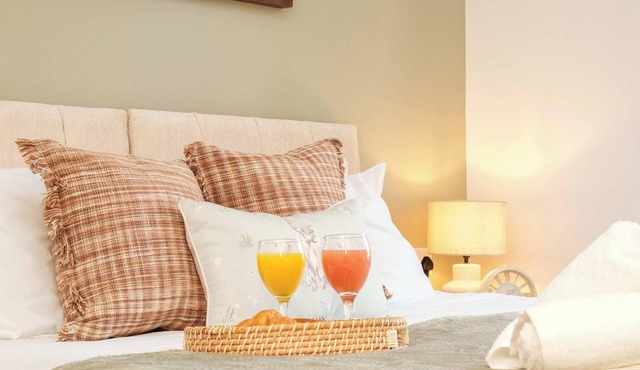 Stylish 5Bed Birmingham Home - Sleeps 9 - Parking