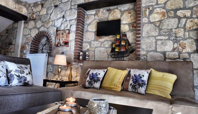 Sunstone Villas