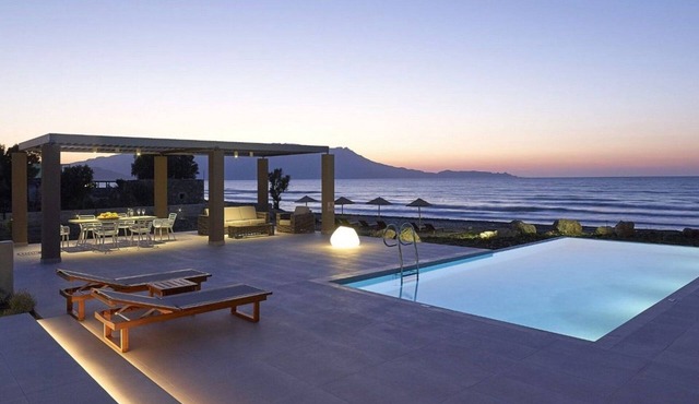 Superb Kissamos Villa | Villa Poseidon’s Cove | Beach Front | 8 Bedrooms |.