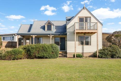 Swan Bay Cottage