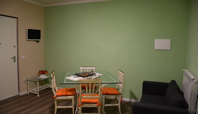 The 'Chaplin' apartment is well positioned as a base to explore Tuscany.