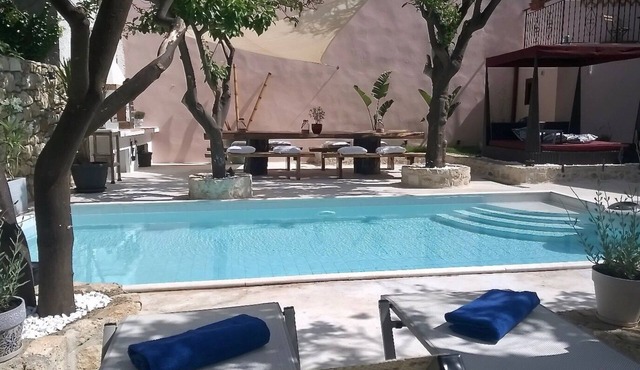 The Manor - Private Villa with Pool in the Heart of the Old Town of Rethymno