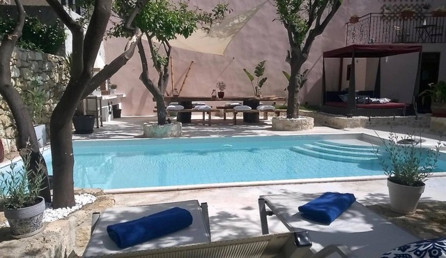 The Manor - Your Boutique home in the heart of the Old Town of Rethymno, Crete