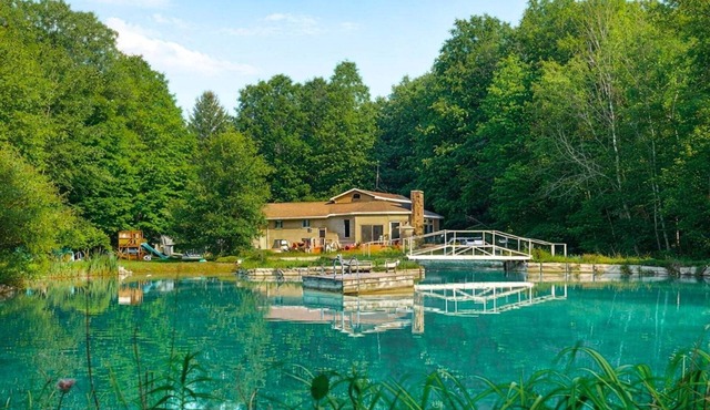 🌊 The Pondhouse | Private Pond Hot Tub Nature Escape ➠ 13045
