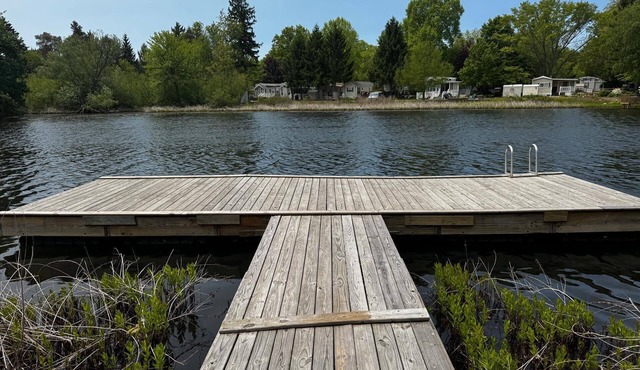 Timber Nest Goshorn lake dock, pool, town HOT TUB!