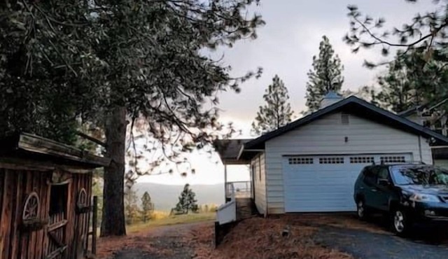 Tranquil Mountain retreat 180° Views, onsite hike, wildlife, games, near winery