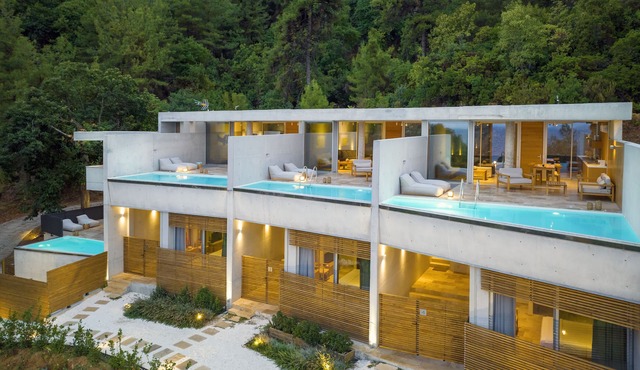 Two-bedroom Villa with a private heated pool