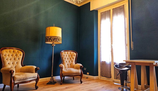 Two-room apartment Center-Long Nassy