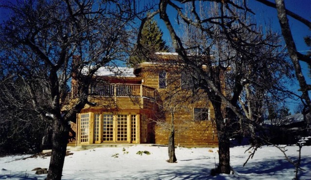Unique, 2.5-floor all-wood house and guest cottage on a 35-acre estate