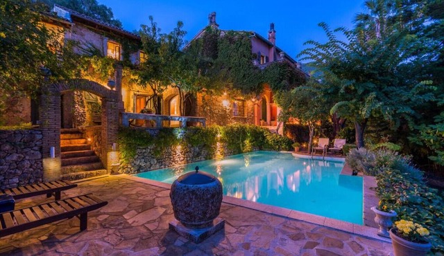 Unique Historical Mansion with Amazing Ameneties