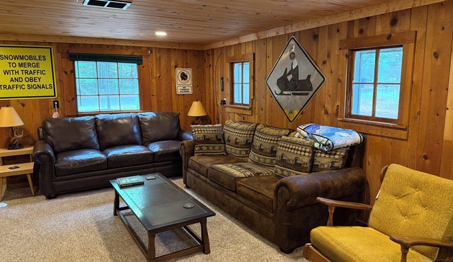 Up North Cottage/ORV Trail with in minutes