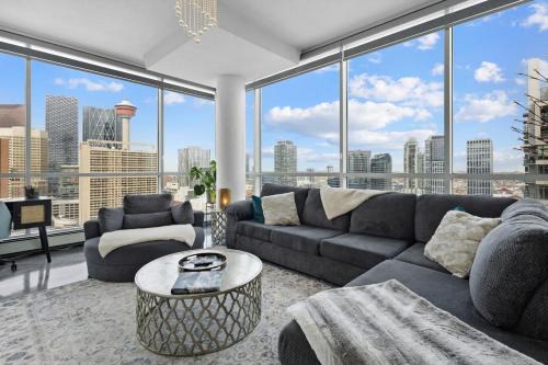 Urbanest - Spectacular Views & Amenities Parking