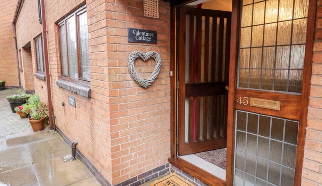 Valentines Cottage, Stratford-Upon-Avon