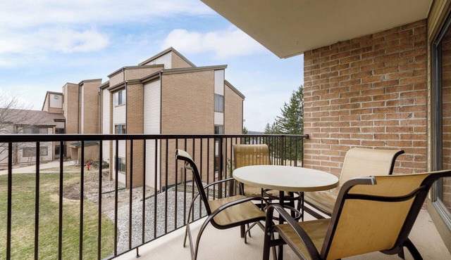 Valleyview Swing & Stay