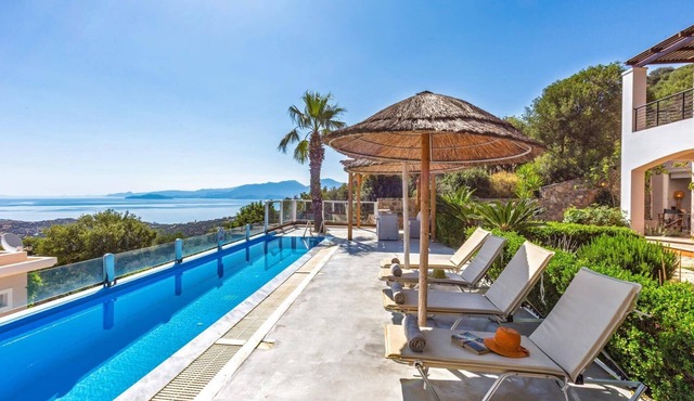 Villa Desire by Villa Plus