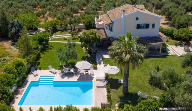 Villa Alkis