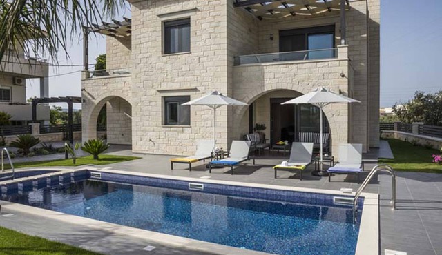 Villa Almyrida 4 bedroom villa