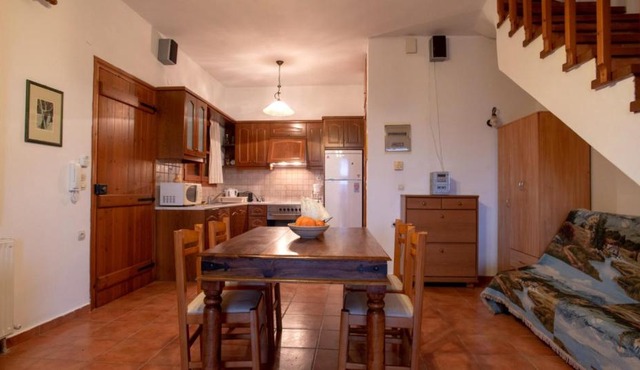 Villa Aris - Provarma