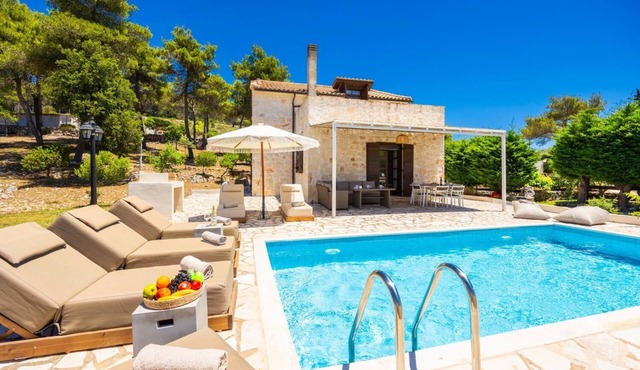 Villa Boscheto Tria - Three Bedroom Villa, Sleeps 6