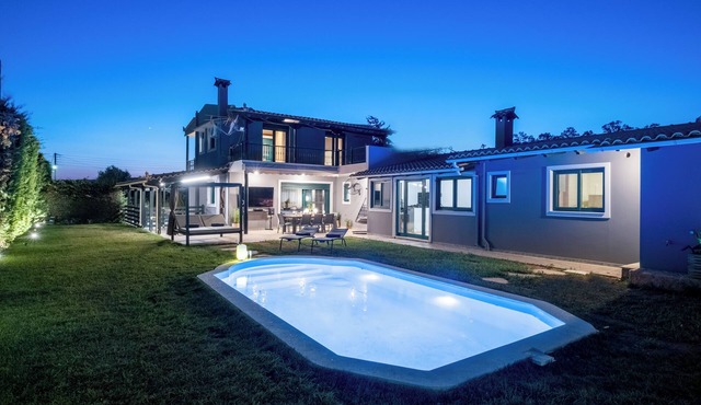 Villa Casa del G private pool and barbecue Special reservations for events.