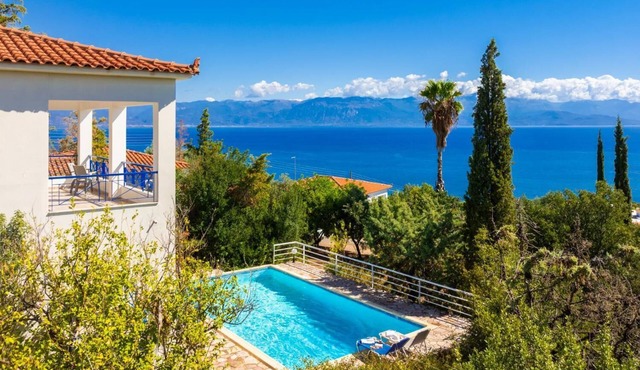 Villa Cleo - Three Bedroom Villa, Sleeps 4