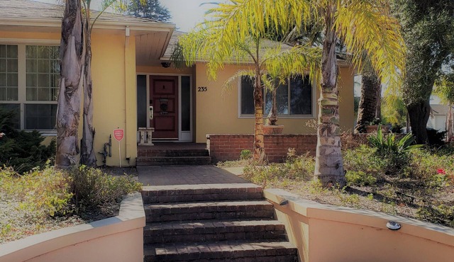 Villa De Las Palmas - Walking Distance to Santa Cruz's Best!