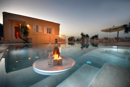 Villa Dinos