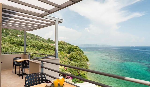Villa Eftychia close to beach - My Rental Homes