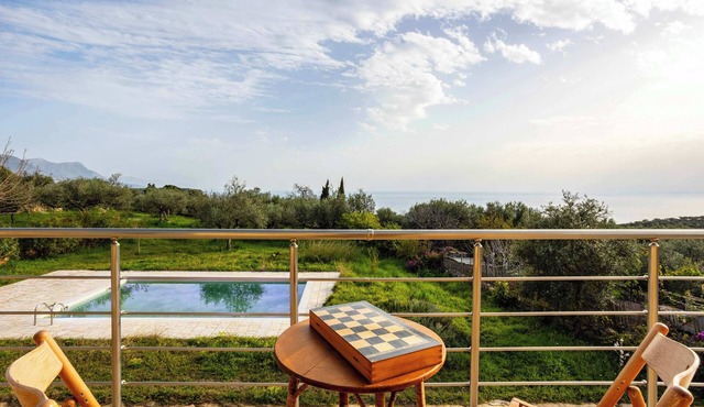 Villa Eleni - Private Pool Bliss near Kardamili