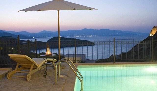 Villa Helios with private pool, beautiful sea view and sunny terrace