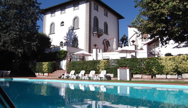 VILLA IN HISTORIC RESIDENCE WITH SWIMMING POOL AT THE GATES OF FLORENCE AND CHIANTI
