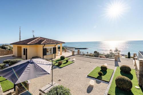 Villa Indipendente, 200mq giardino e posto auto
