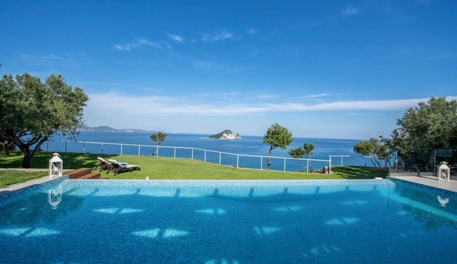 Villa Kaymaros - Three Bedroom Villa, Sleeps 7