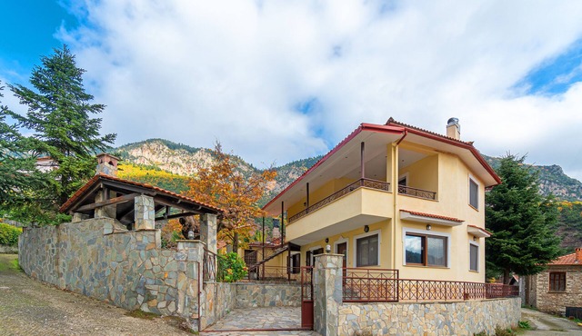 Villa Kleinos: A truly magnificent villa 30 minutes from Meteora Greece